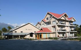 Mastiff Villa Camellia By Othpl